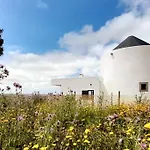 O Moinho 98 - A Cozy Getaway By The Coast Apartment Lourinha (Lisbon)