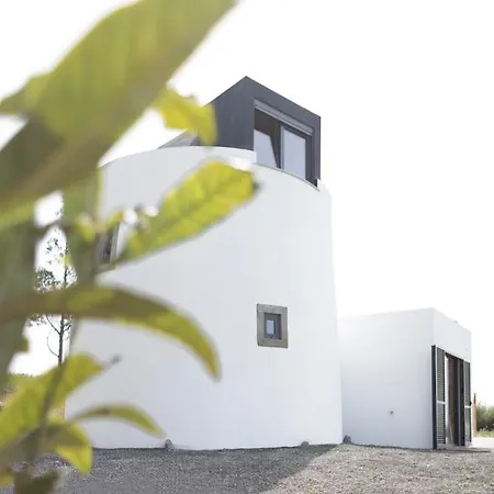 Apartment O Moinho 98 - A Cozy Getaway By The Coast Lourinha (Lisbon)