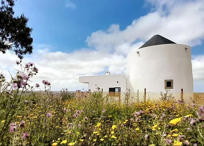 O Moinho 98 - A Cozy Getaway By The Coast Daire Lourinhã